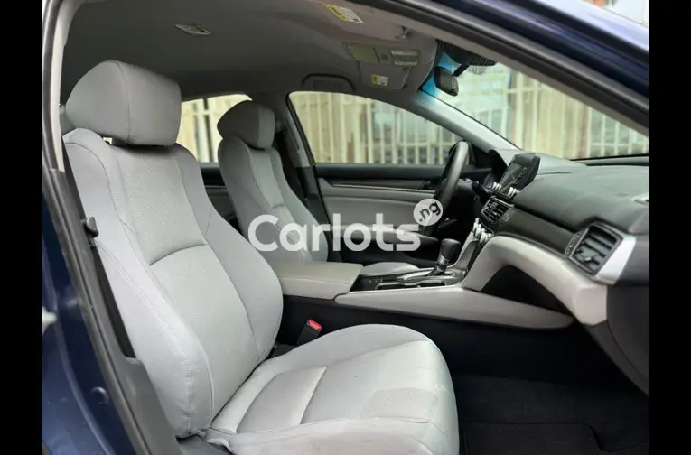 2019 HONDA ACCORD - 3/5