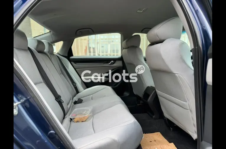 Foreign Used 2019 HONDA ACCORD for sale in Abuja, FCT - photo 4 of 5
