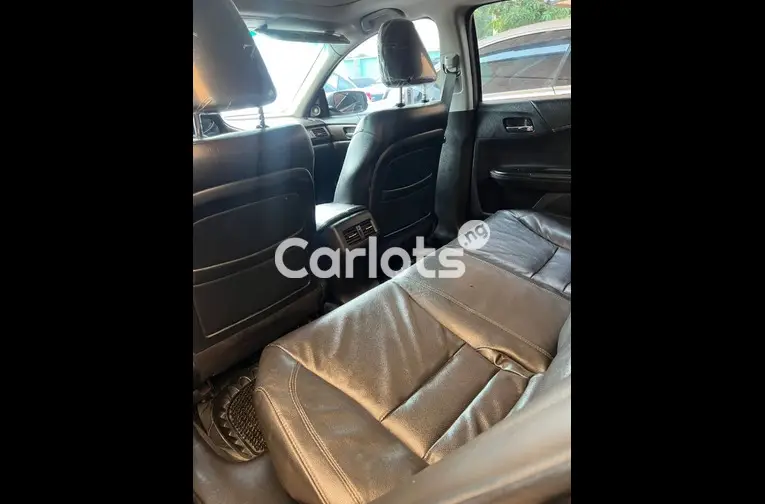 2016 UPGRADED KEYLESS HONDA ACCORD for sale in Kaduna, Kaduna - thumbnail 4