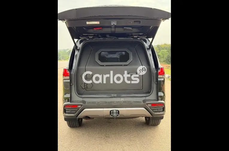 BRAND NEW 2024 BULLETPROOF LEXUS LX600 VIP EDITION for sale in Abuja, FCT - photo 4 of 5