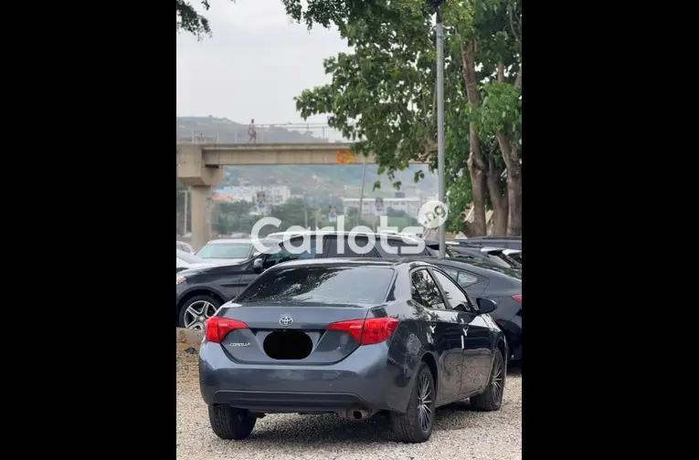 2017 UPGRADED TOYOTA COROLLA - 4/5