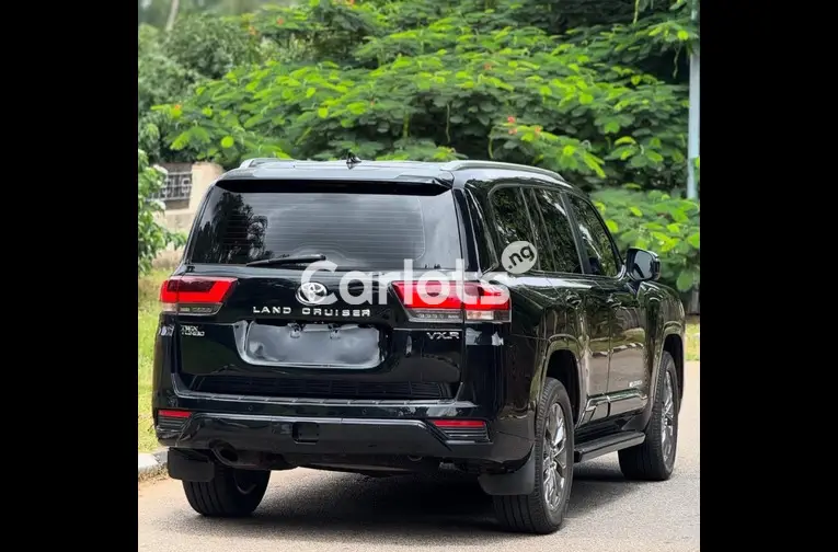 2023 TOYOTA LAND CRUISER VX.R for sale in Abuja, FCT - photo 4 of 5