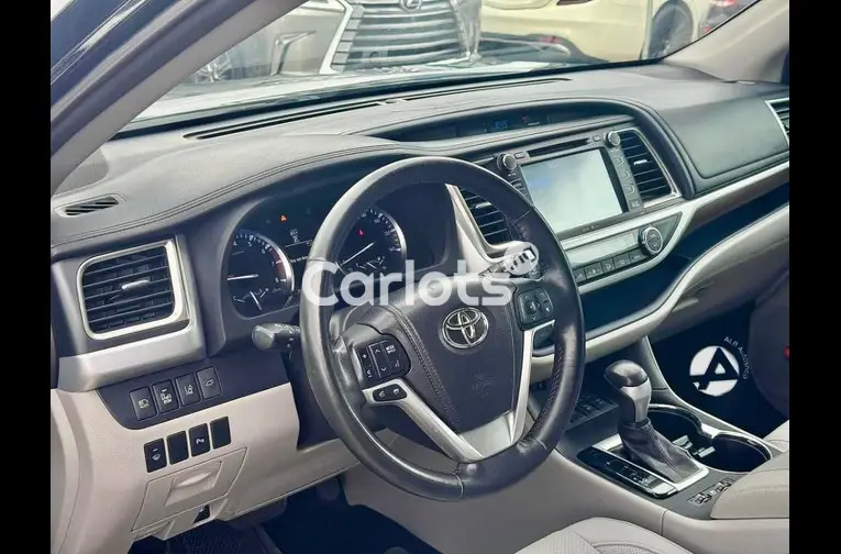 2015 Toyota Highlander Limited Prime - 2/5