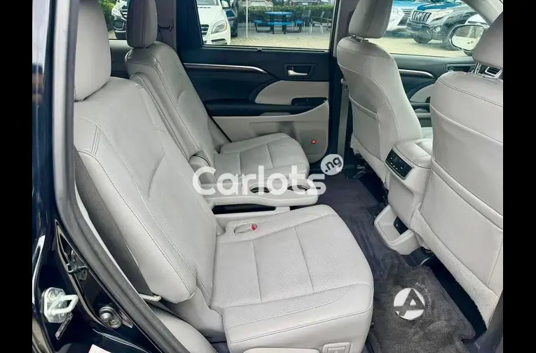 2015 Toyota Highlander Limited Prime - 4/5