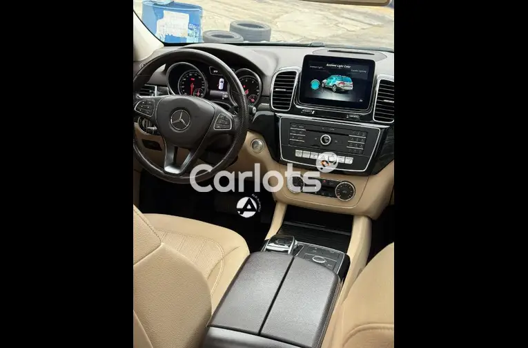 2017 Mercedes Benz GLE 350 4Matic - 2/5