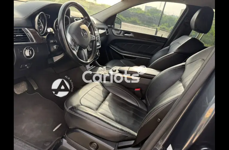 2015 Mercedes Benz GL 450 Luxury - 3/5