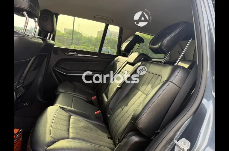 2015 Mercedes Benz GL 450 Luxury - 4/5