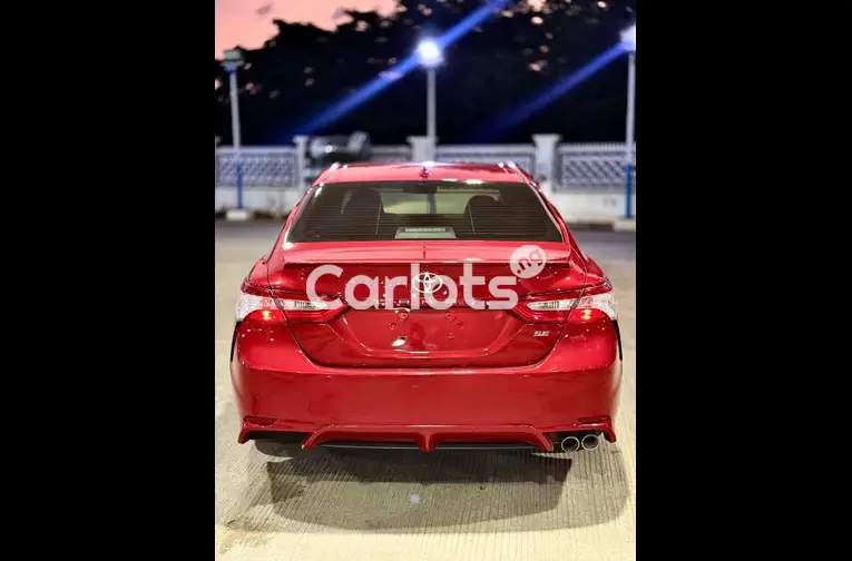 FOREIGN USED 2020 TOYOTA CAMRY SE for sale in Abuja, FCT - thumbnail 5