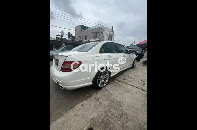 2008 MERCEDES BENZ C350 - 3/4