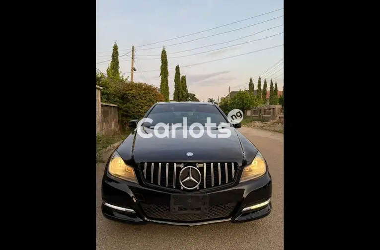 2011 MERCEDES BENZ C300 for sale in Abuja