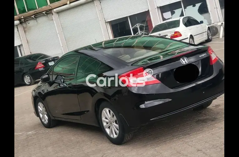 Nigerian Used 2012 HONDA CIVIC COUPE for sale in Kano - photo 4 of 5