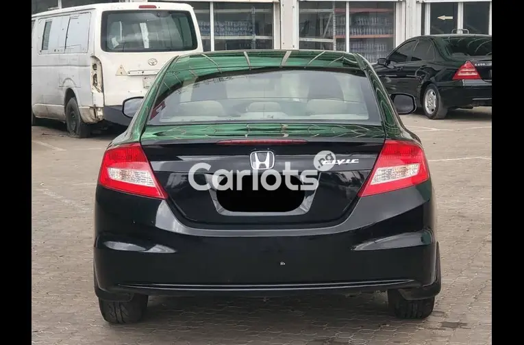Nigerian Used 2012 HONDA CIVIC COUPE for sale in Kano - thumbnail 5
