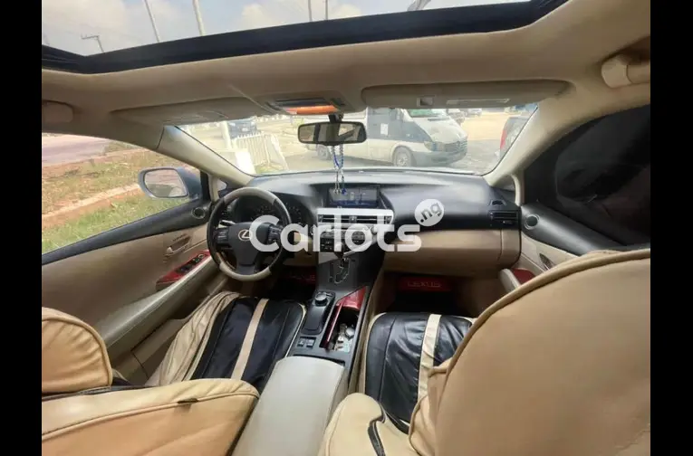 2010 LEXUS RX350 for sale in Lagos, Lagos - thumbnail 2