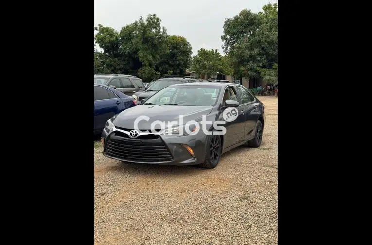 FOREIGN USED 2015 TOYOTA CAMRY LE for sale in Abuja, FCT