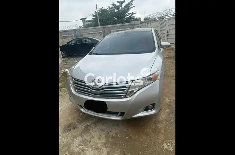 Nigerian Used 2013 TOYOTA VENZA FULL OPTION for sale in Abuja, FCT