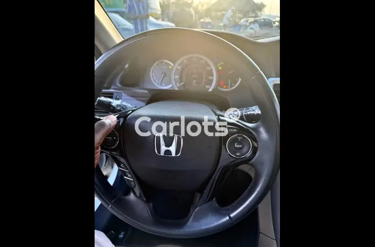 FOREIGN USED 2016 HONDA ACCORD FULL OPTION for sale in Abuja, FCT - thumbnail 2