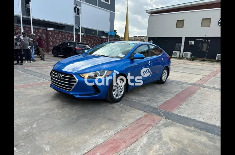 FOREIGN USED 2017 HYUNDAI ELANTRA SE for sale in Kaduna - thumbnail 2