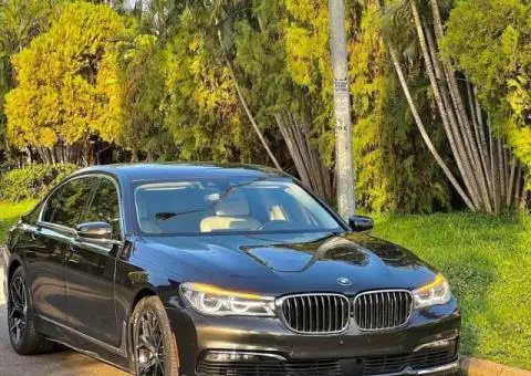 Foreign used 2017 BMW 7 Series - 2/5