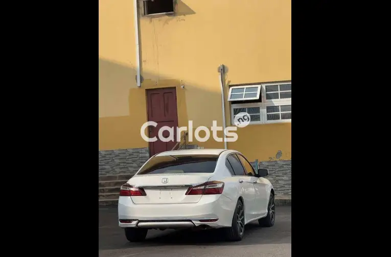 2016 UPGRADED HONDA ACCORD for sale in Abuja, FCT - thumbnail 4