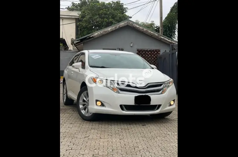 FOREIGN USED 2016 TOYOTA VENZA for sale in Abuja, FCT - photo 1 of 4