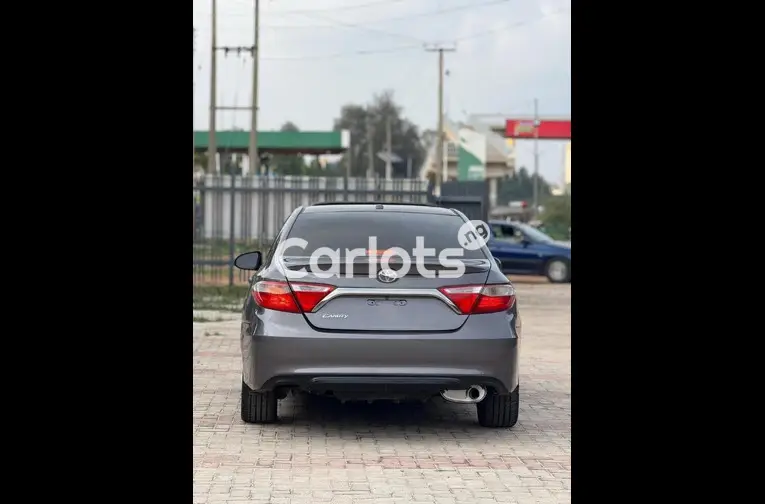 2016 TOYOTA CAMRY SE for sale in Kaduna, Kaduna - thumbnail 5