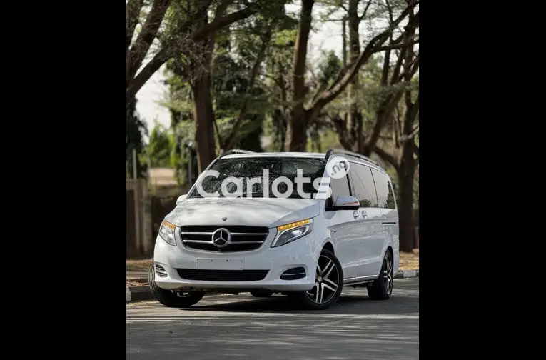 2017 MERCEDES BENZ VIANO LUXURY VIP EDITION for sale in Abuja