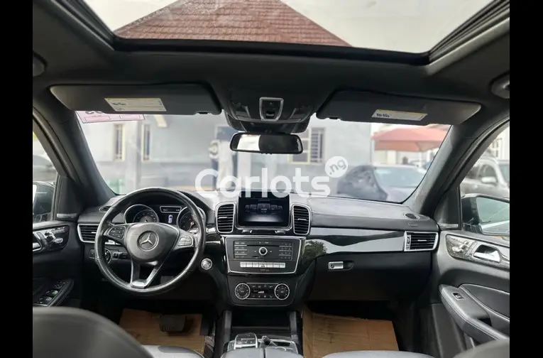 FOREIGN USED 2018 MERCEDES BENZ GLE350 for sale in Abuja, FCT - photo 3 of 4