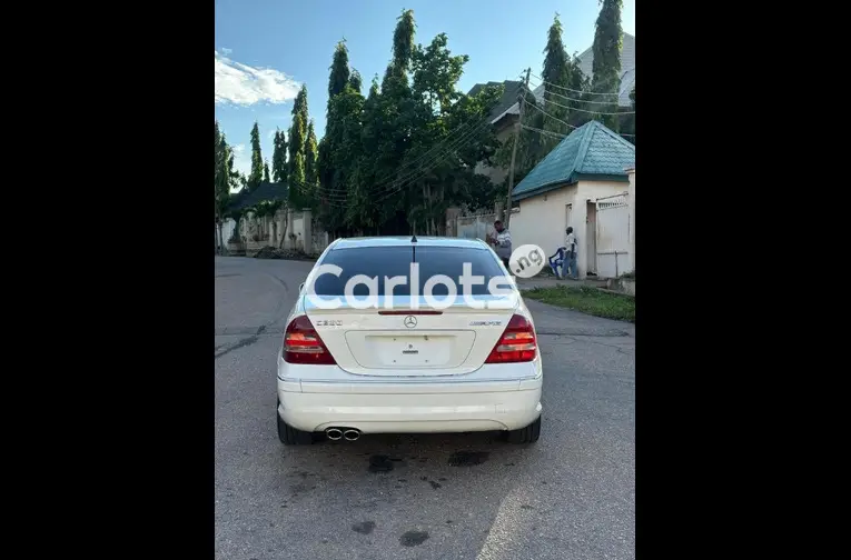 Nigerian Used 2007 MERCEDES BENZ C230 for sale in Kaduna - thumbnail 5