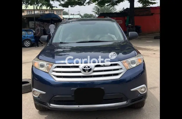 2013 TOYOTA HIGHLANDER