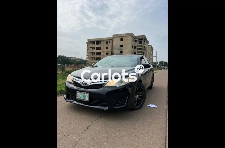 Used TOYOTA CAMRY 2013 for sale in Garki, FCT - thumbnail 1