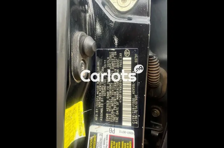 Used TOYOTA CAMRY 2013 for sale in Garki, FCT - thumbnail 3