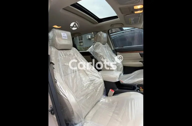 2018 Honda CR-V Touring AWD - 3/5