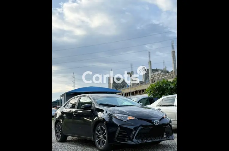 Nigerian Used 2018 UPGRADED TOYOTA COROLLA S for sale in Abuja, FCT - thumbnail 2