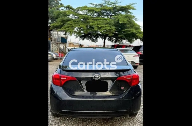 Nigerian Used 2018 UPGRADED TOYOTA COROLLA S for sale in Abuja, FCT - photo 5 of 5