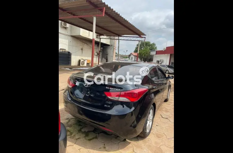 2013 HYUNDAI ELANTRA GLS - 4/5