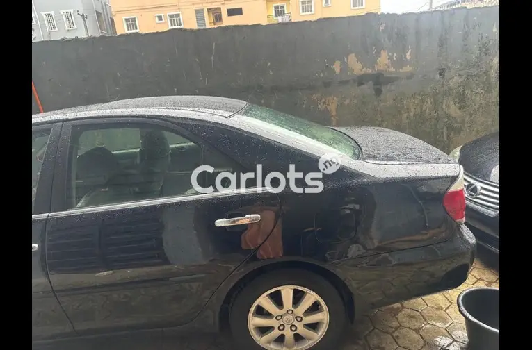 CLEAN 2005 TOYOTA CAMRY LE - 5/5