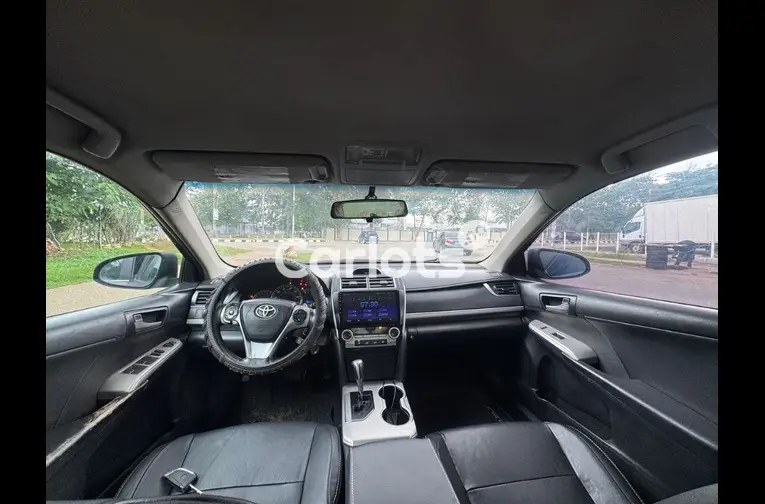 2013 TOYOTA CAMRY SE - 3/4