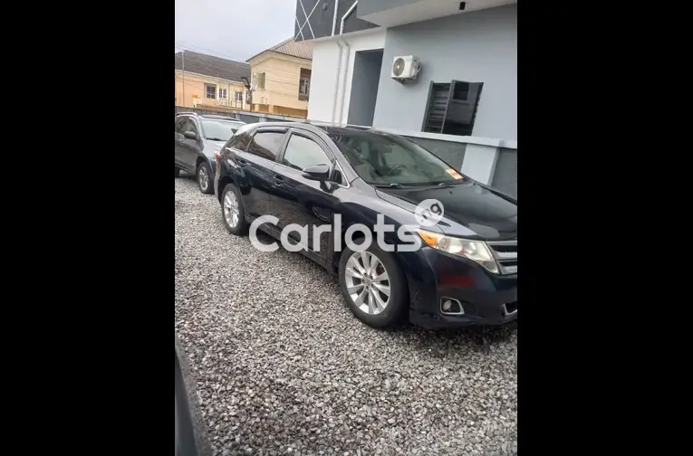 FOREIGN USED 2013 TOYOTA VENZA LE AWD - 4/5