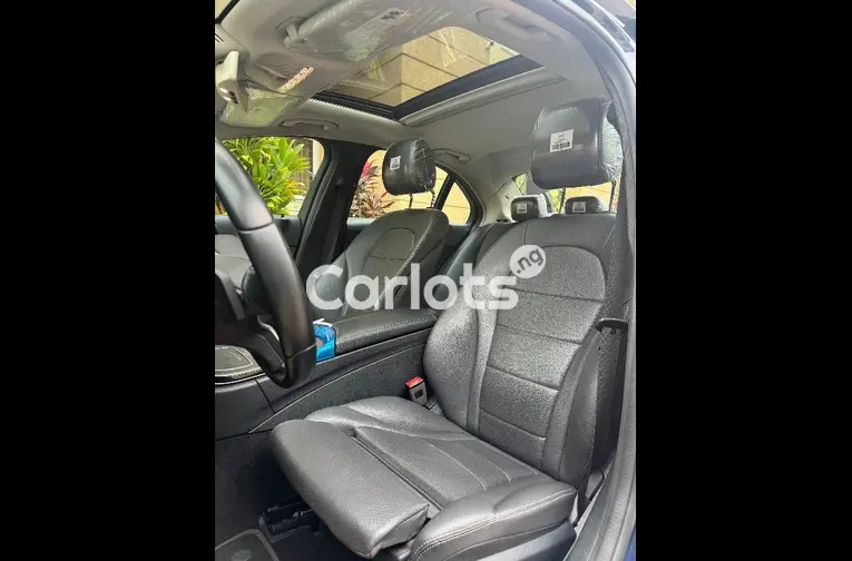 FOREIGN USED 2019 MERCEDES BENZ C300 FULL OPTION - 4/5