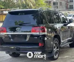 2010 Upgraded to 2020 Toyota LandCruiser