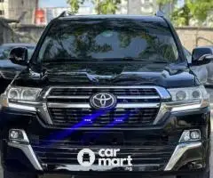 2010 Upgraded to 2020 Toyota LandCruiser - 1