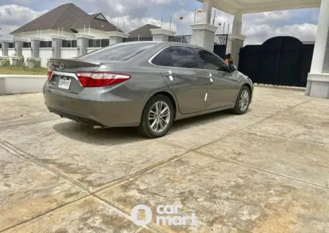 Super clean 2015 Toyota Camry - 5/5