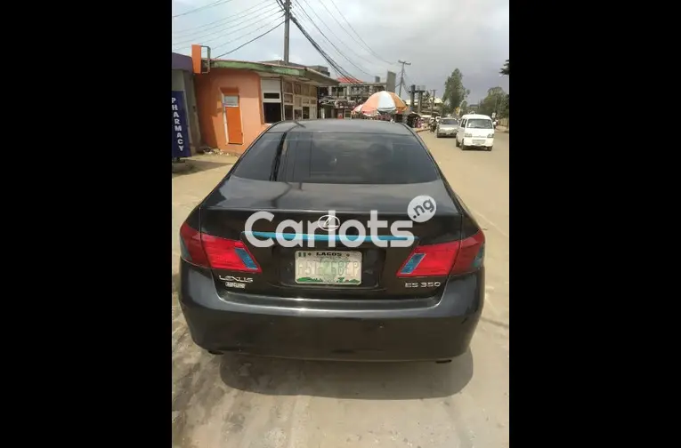 2008 LEXUS IS250 - 3/5