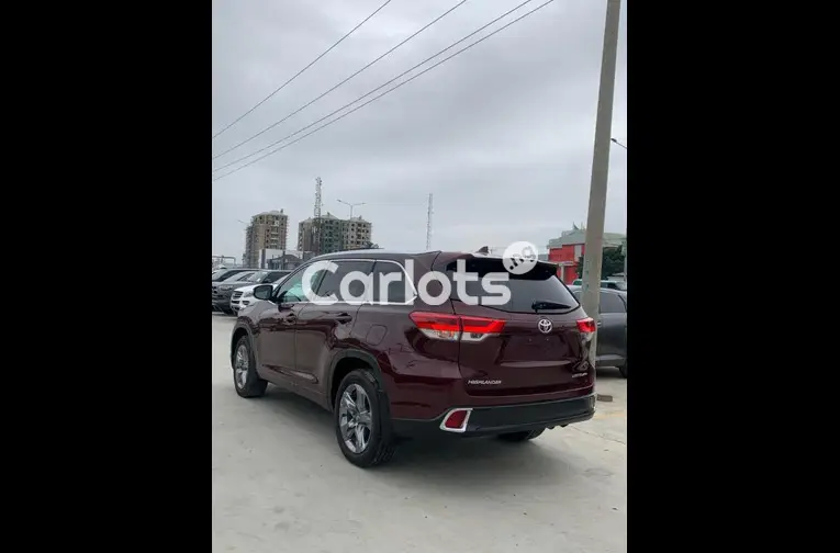 2019/20 TOYOTA HIGHLANDER PLATINUM EDITION