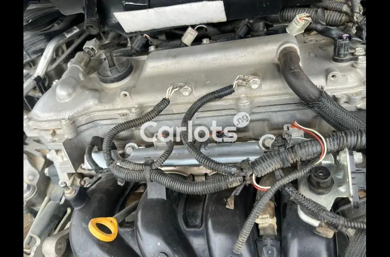 2022 TOYOTA COROLLA - 2/4
