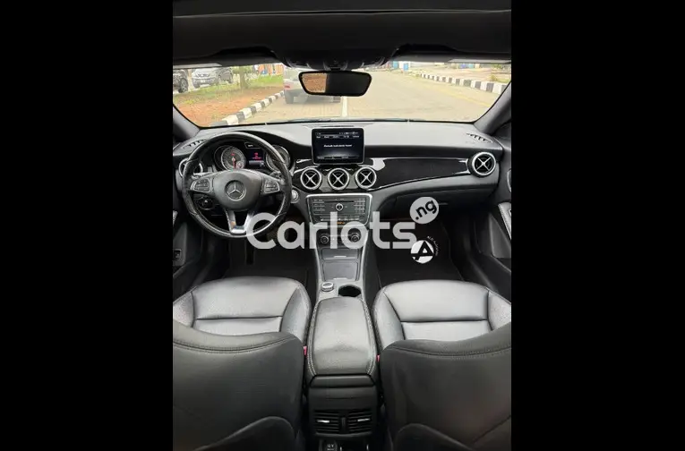 2015 Mercedes Benz CLA 250 4Matic - 2/5