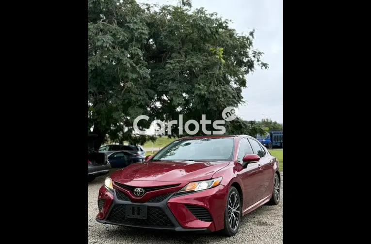 FOREIGN USED 2019 TOYOTA CAMRY SE for sale in Abuja, FCT - thumbnail 2
