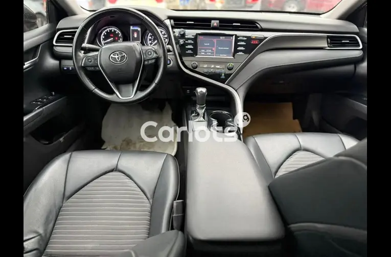 FOREIGN USED 2019 TOYOTA CAMRY SE for sale in Abuja, FCT - photo 3 of 5