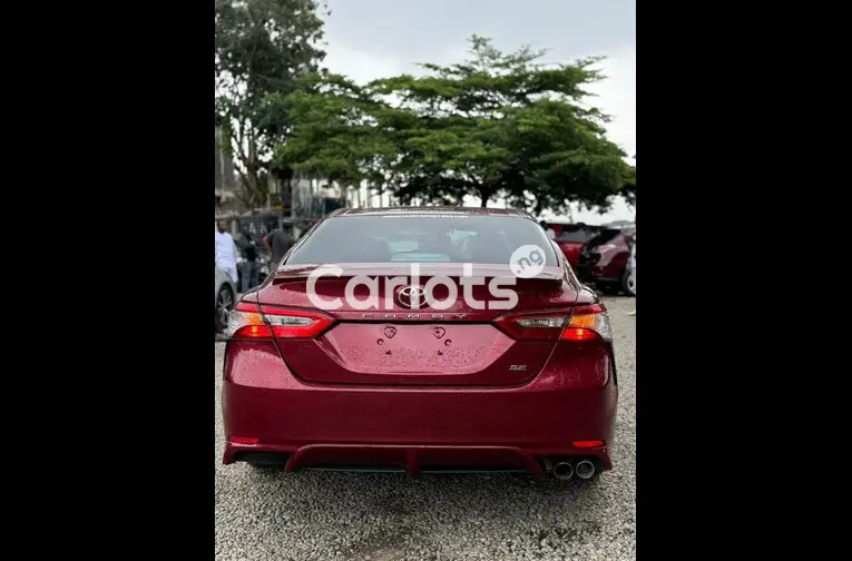 FOREIGN USED 2019 TOYOTA CAMRY SE for sale in Abuja, FCT - photo 5 of 5