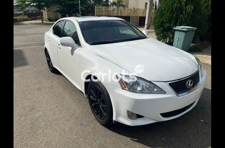 2008 LEXUS IS250